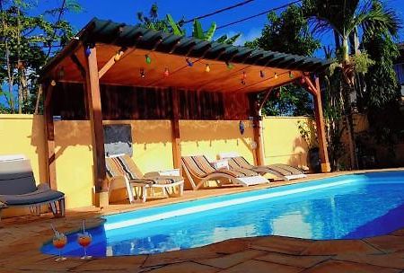 Jolie Villa Santa Avec Piscine بوينتي أو بيتشيز المظهر الخارجي الصورة